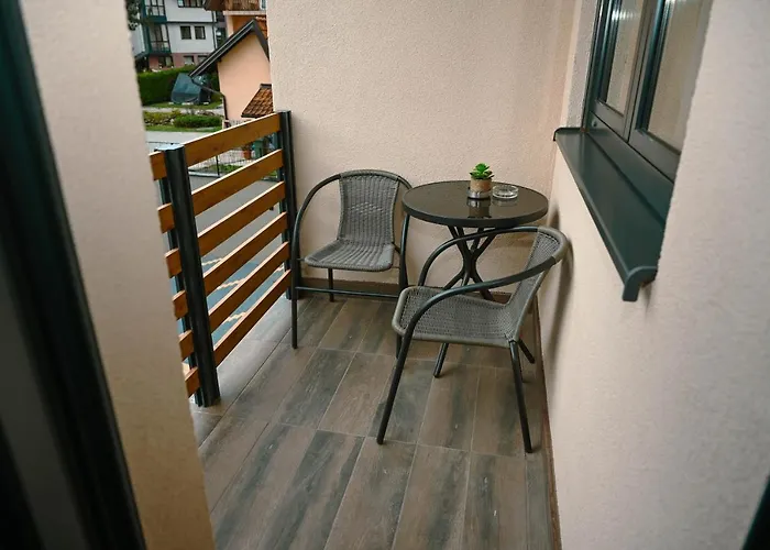 Knez 2 * 兹拉蒂博尔